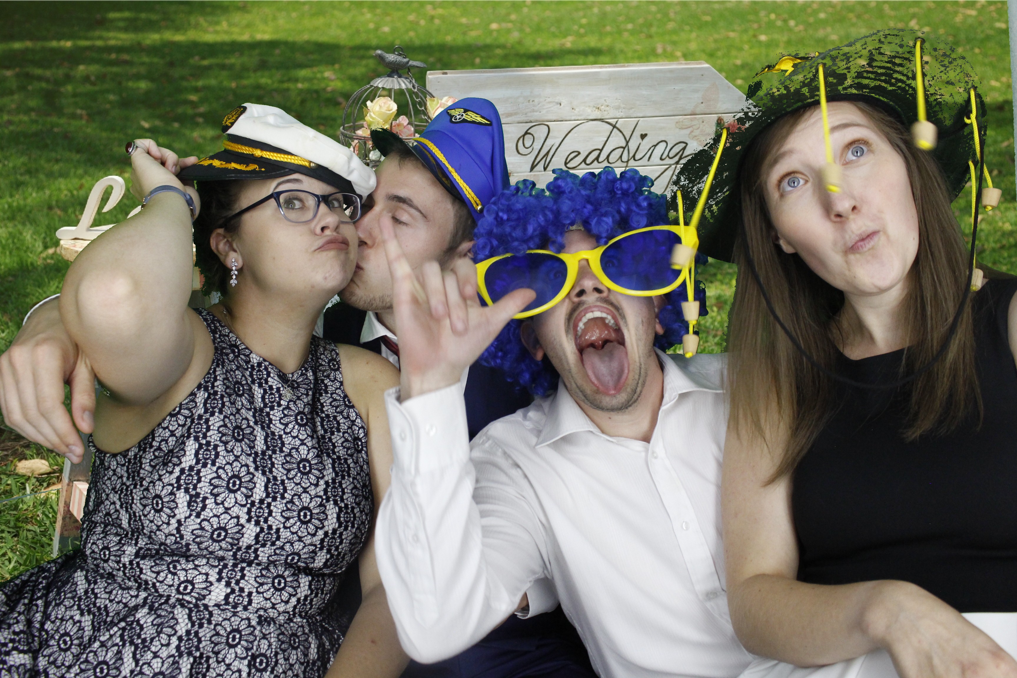 Rebecca and Warren's Wedding | View more photos from the event at gallery.myphotoboothexperience.co.uk/u/MyPhotoBoothExperienceLtd/Rebecca-and-Warrens-Wedding